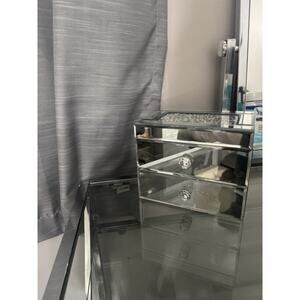 Luxury Glam Mirrored Vanity Organizer – Velvet Interior Makeup Drawer